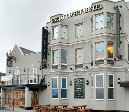 Cabot Court Hotel