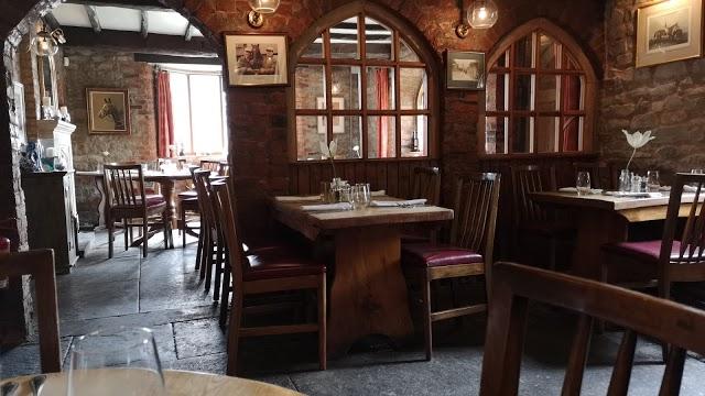 Manor House Inn